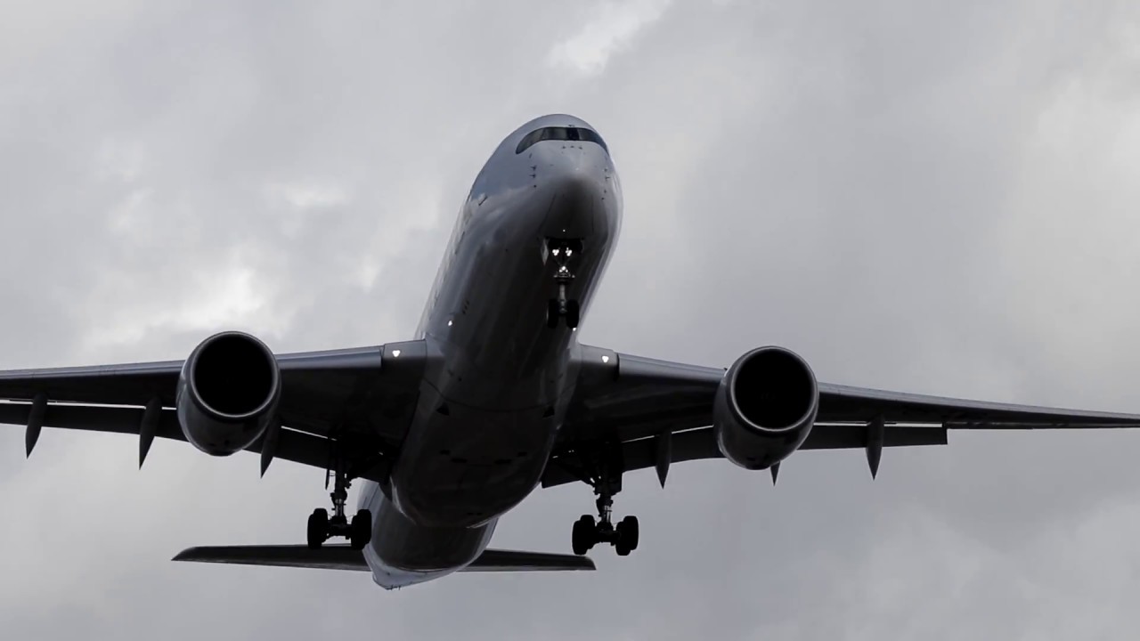 Crosswind Landings at Helsinki Airport - A350, A330