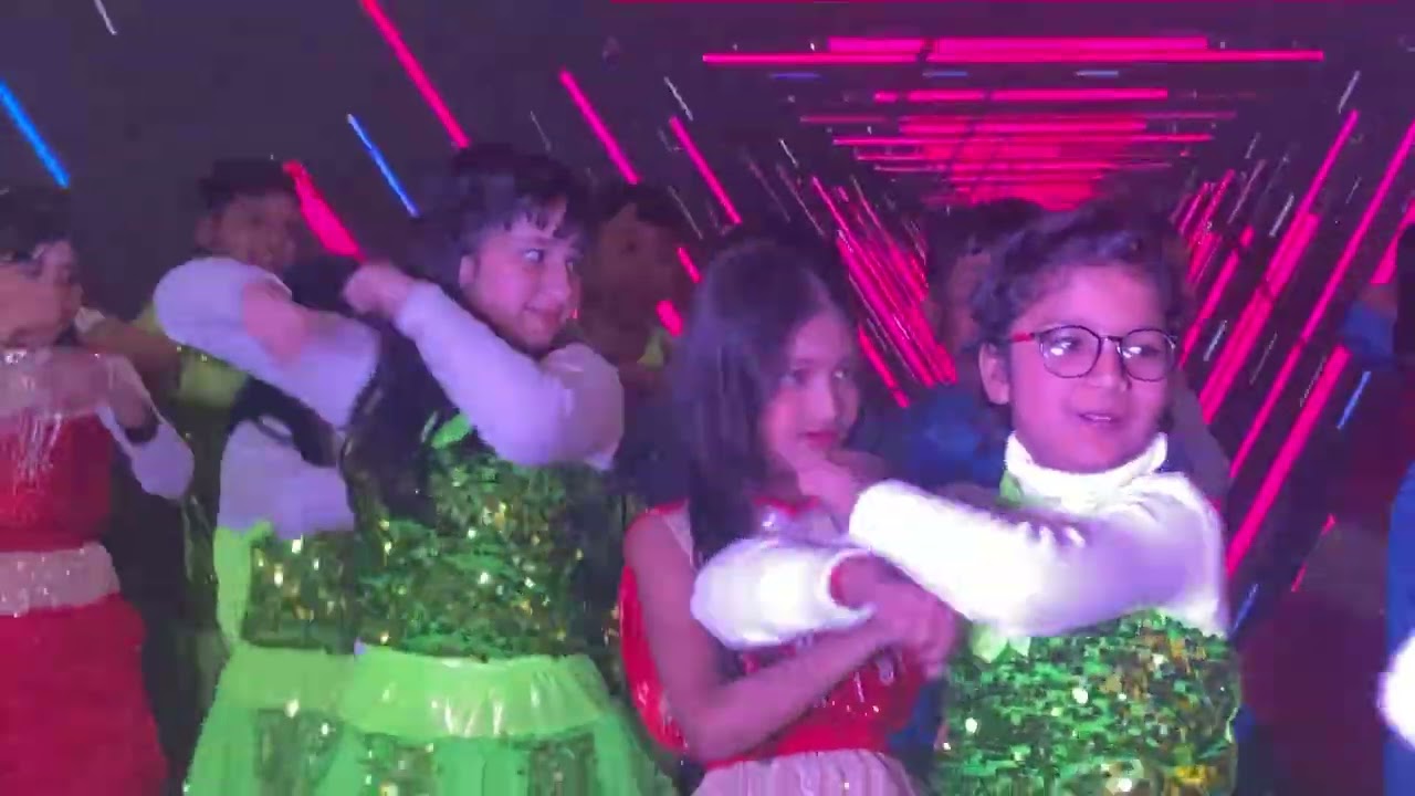 This is my school annual funtion day @Samarth1909 #smth shashi public school