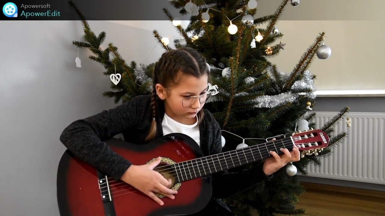 Szkoła Podstawowa w Stróży- Gitara Patrycja Biegaj