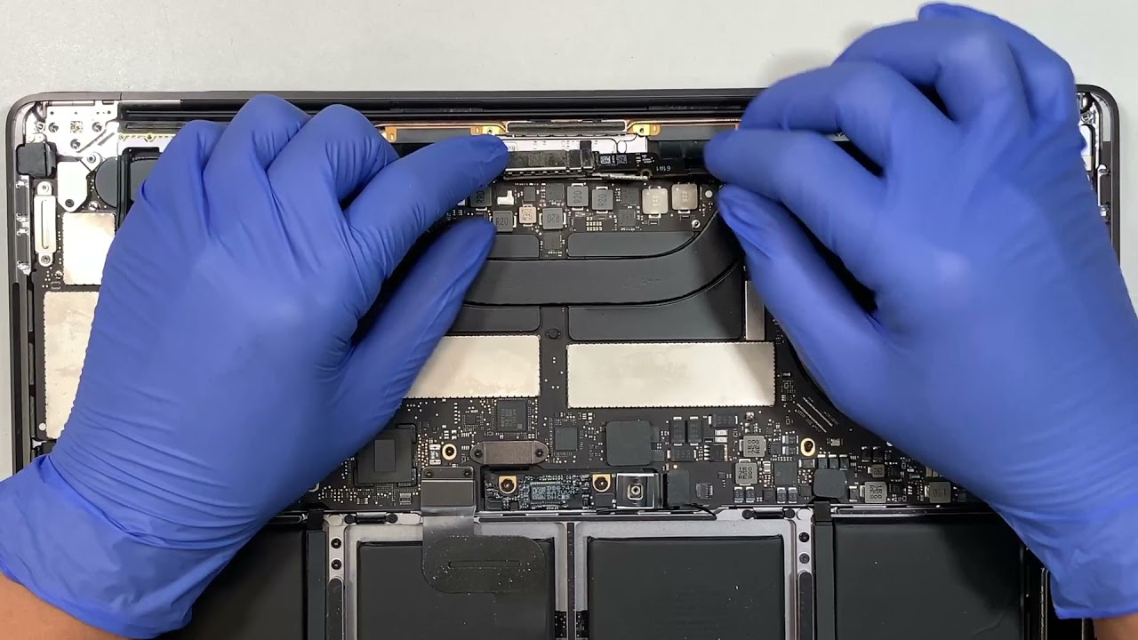 Macbook Pro 15 A1707 2016 2017 Screen Replacement