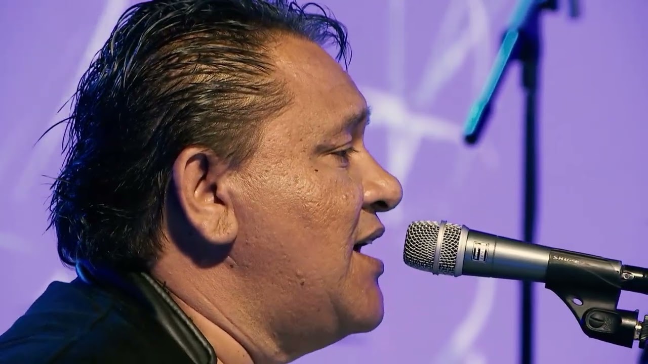 VIDEO ROLA POPURRI RIGO TOVAR GRUPO ILUMANDO EN VIVO