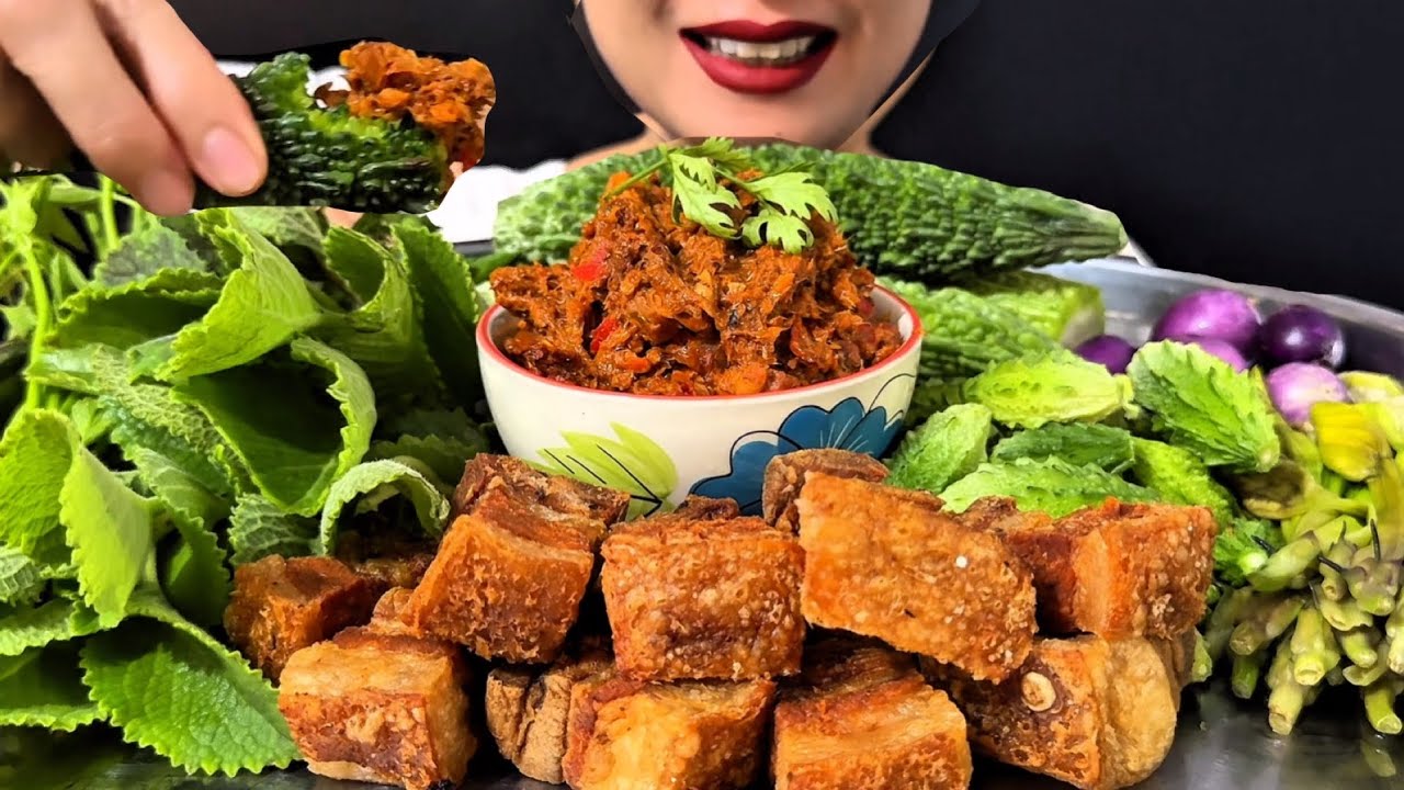 Thaifood ASMR น้ำพริกปลากระป๋อง สามชั้นทอดน้ำปลา Canned fish chili paste, Bitter melon MUKBANG show