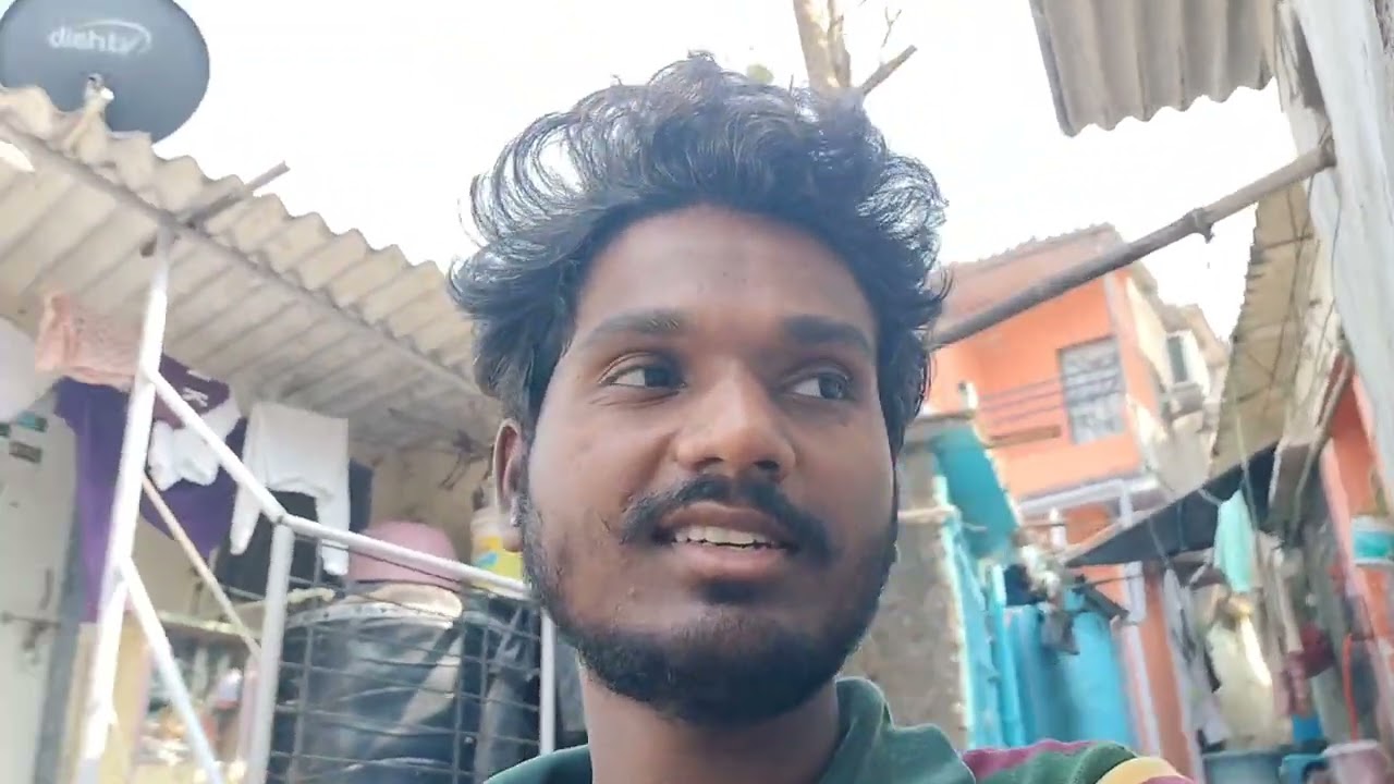 Aaj hum return gaye baccha ko chod ne 🥰