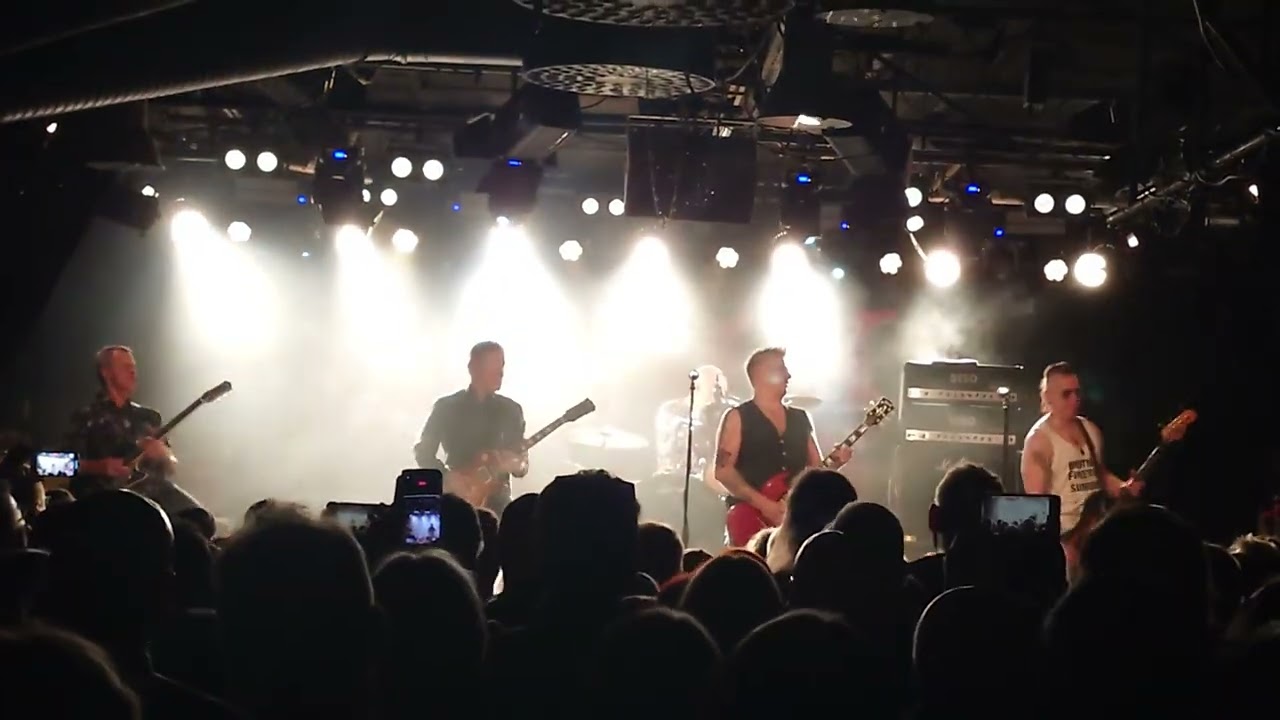 Black Devils feat Janne Louhivuori & Ile Kallio  -  Roadrunner  -  live 11.1.2025