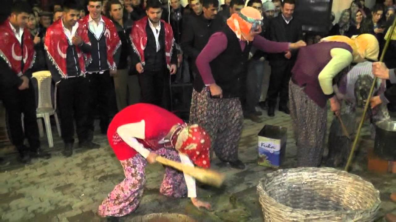 Sındırgı ışıklar köyü deve (çamaşır yıkamaca )