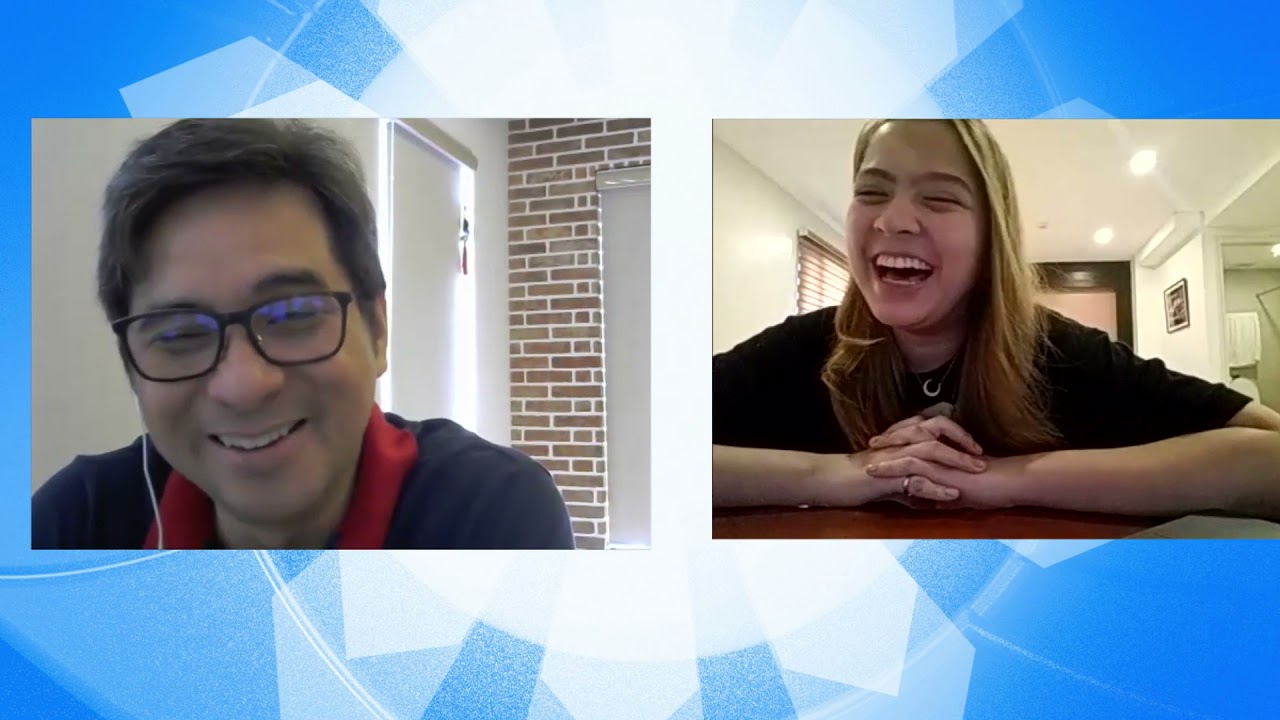 PBB 10: Direk Lauren talks to Alexa Ilacad before entering the house.