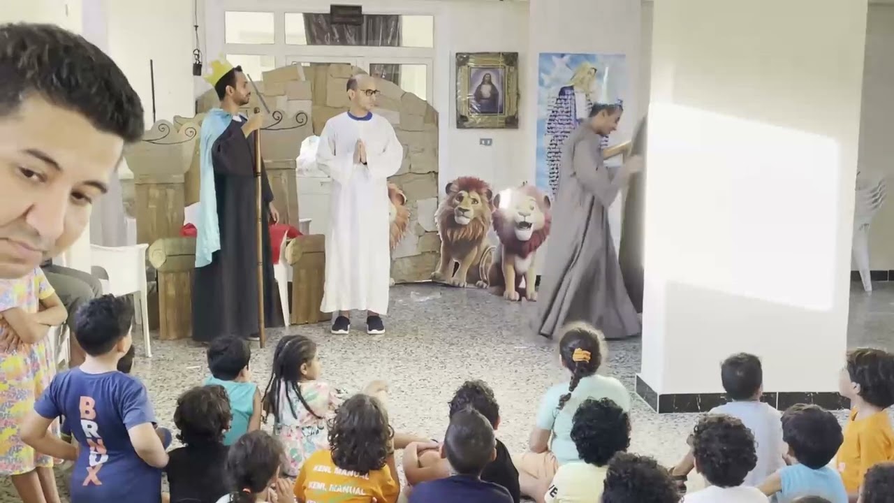 دانيال فى جب الاسود 