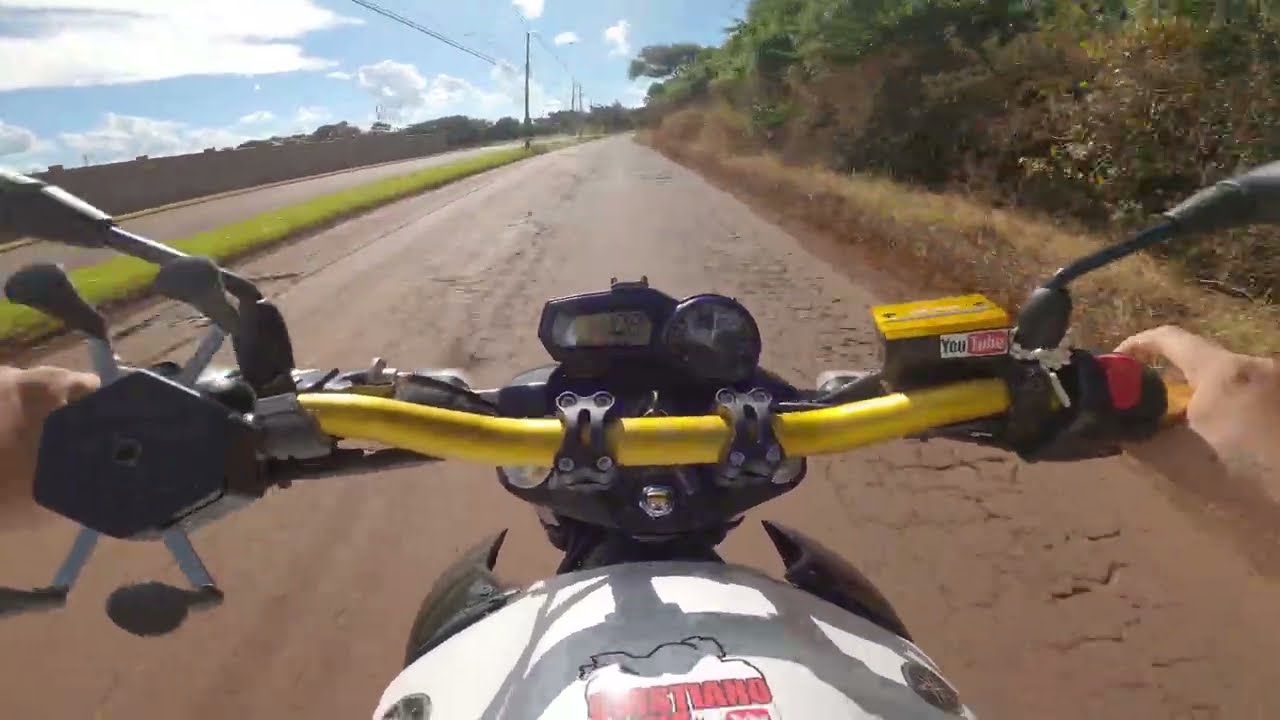 Testando YAMAHA XJ6 2016