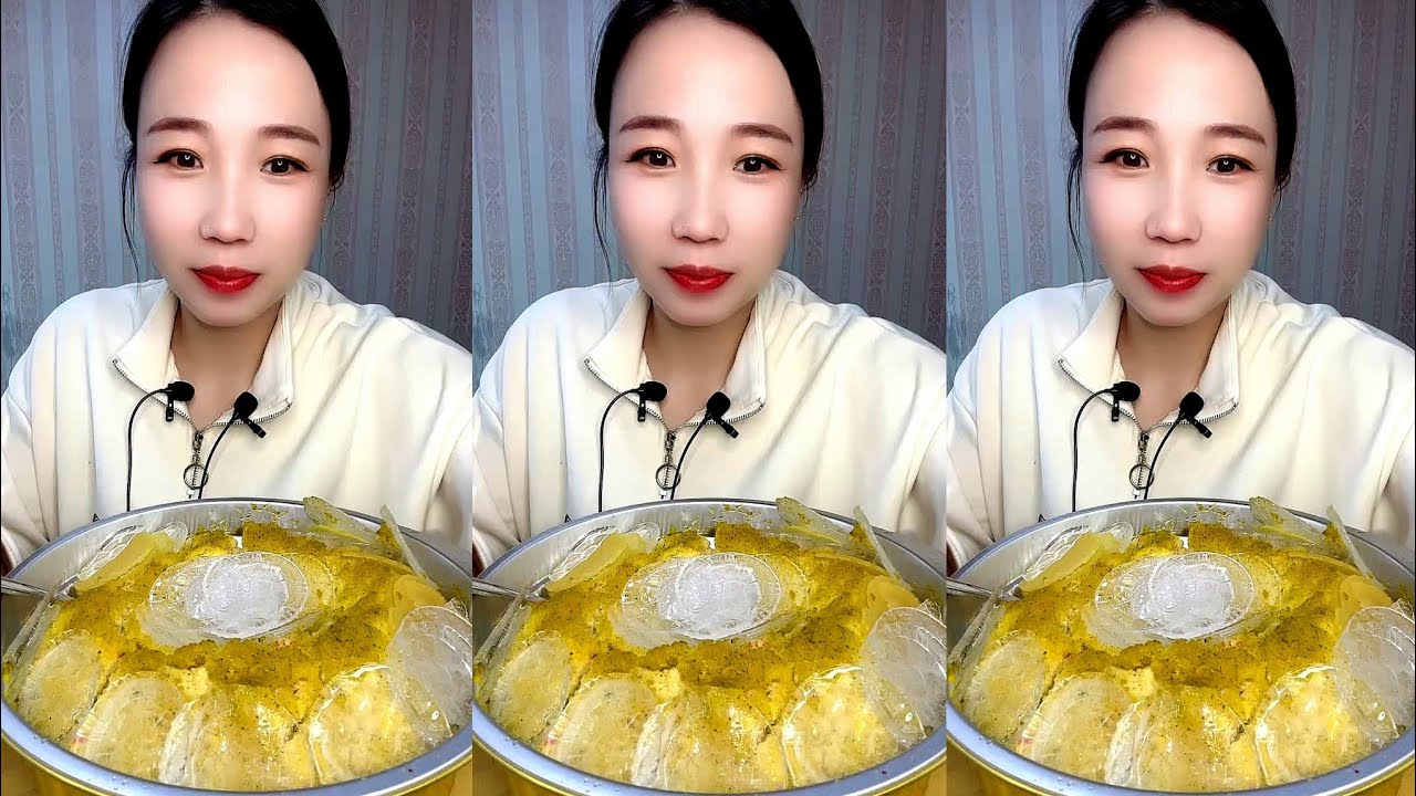 ASMR SHAVED ICE EATING QIAN