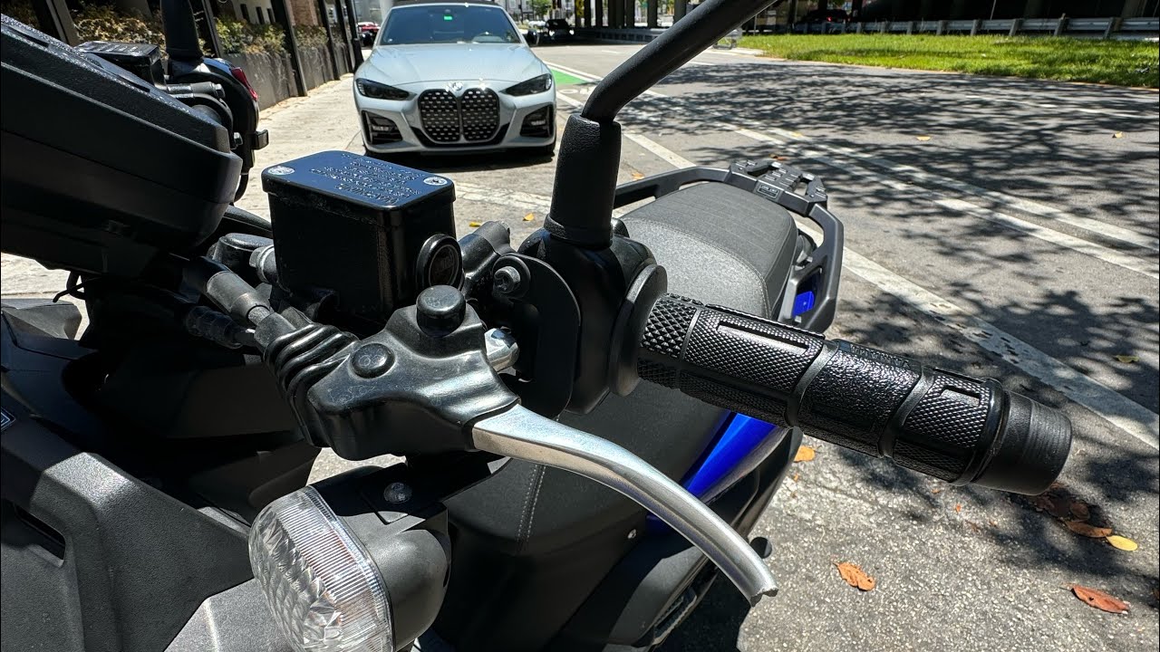 Replacing Broken Brake Lever On 2023 Yamaha Zuma 125 Moped Scooter