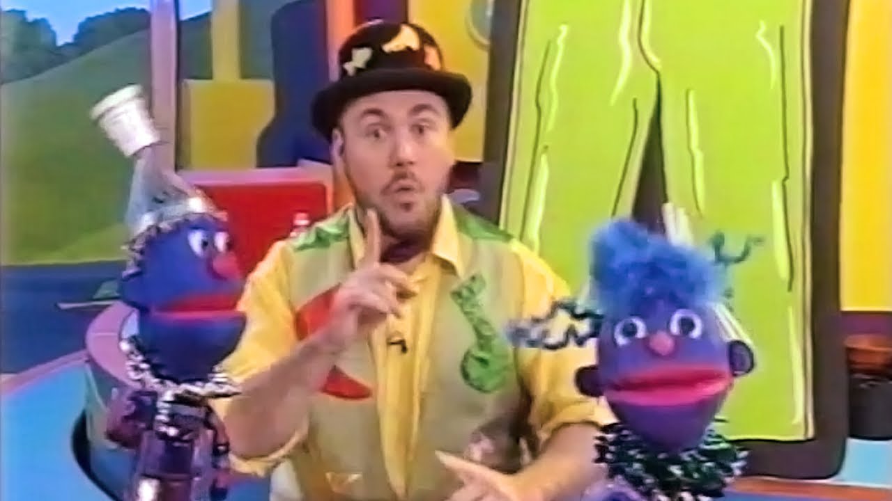 Playdays: 'Moon' [Roundabout Stop] (1993) - FULL EPISODE