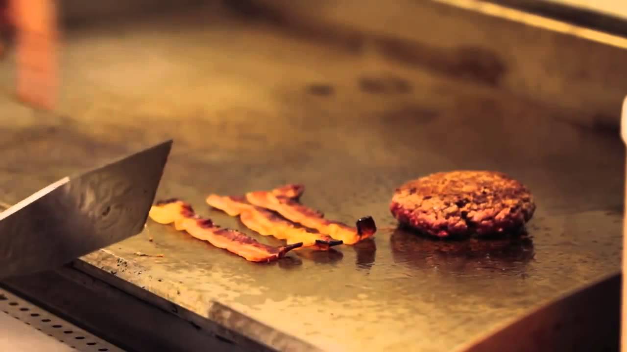 Como fazer hambúrguer com Paulo Yoller do Meats, com as seladoras a vácuo Conceito Vácuo
