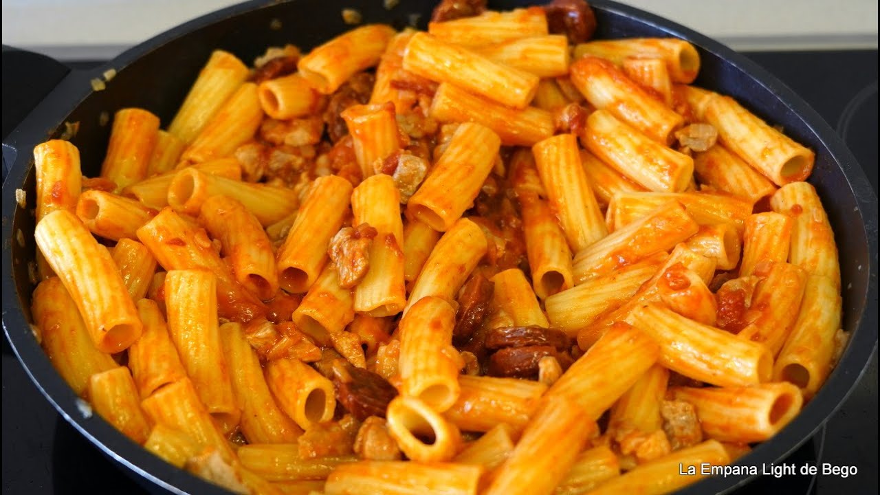 Macarrones al Horno con Chorizo, Jamón y Picadillo-En menos de 30 Minutos-Receta Fácil y Rápida
