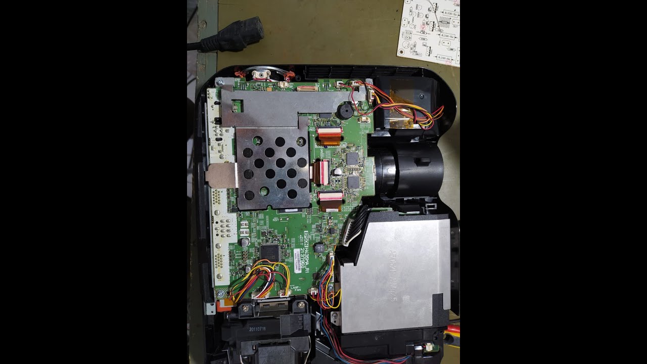 Projetor Epson Power Lite S12+ , como resolver defeito proteção de temperatura !