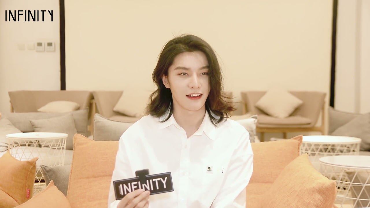 INFINITY时尚 薛八一 专访视频 (INFINITY时尚weibo) Xue Bayi Interview Video