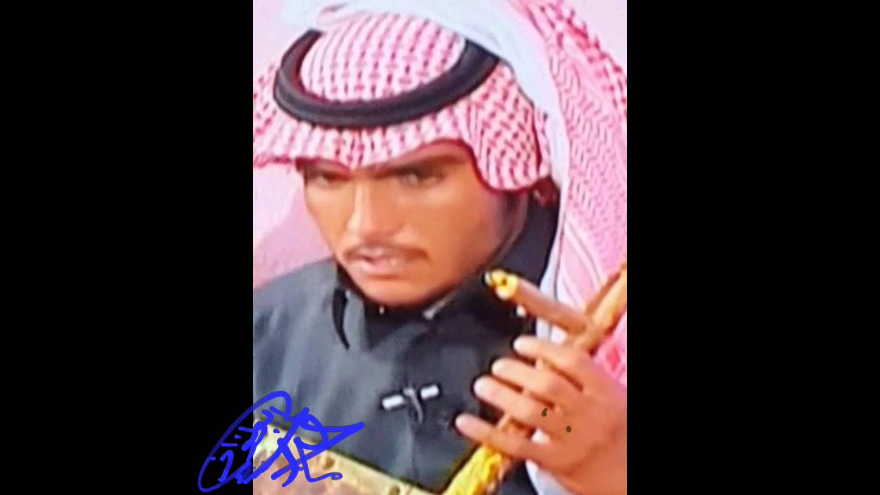 سرى البارق . وعازف الربابة الشمري صوت جميل جدا