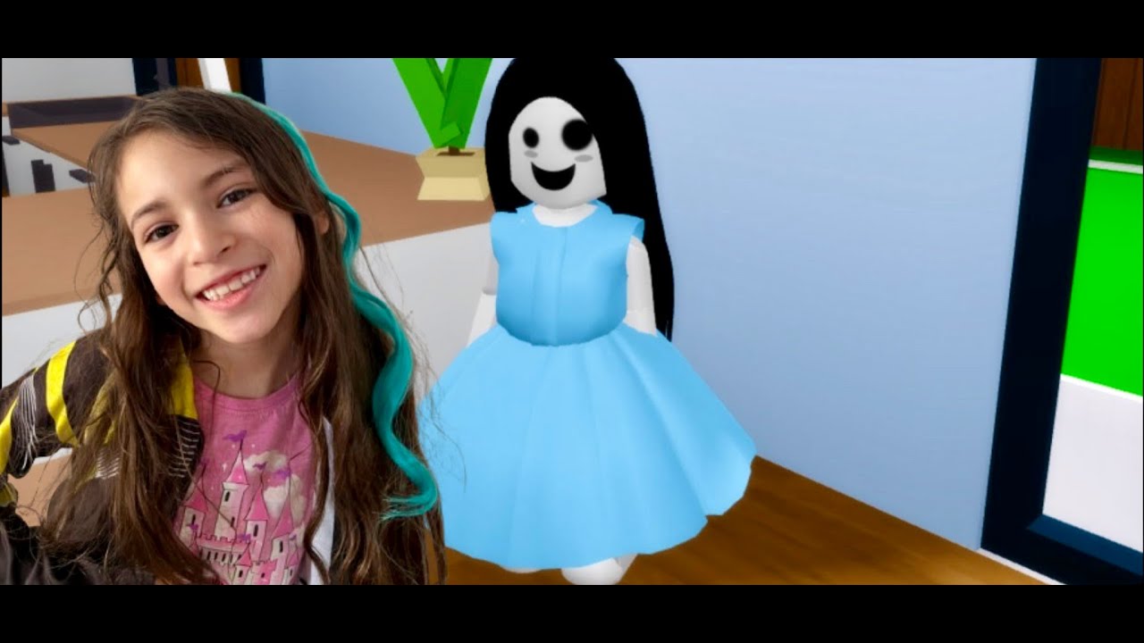 Spooky Roleplay in Brookhaven 🏡RP - Playing Roblox