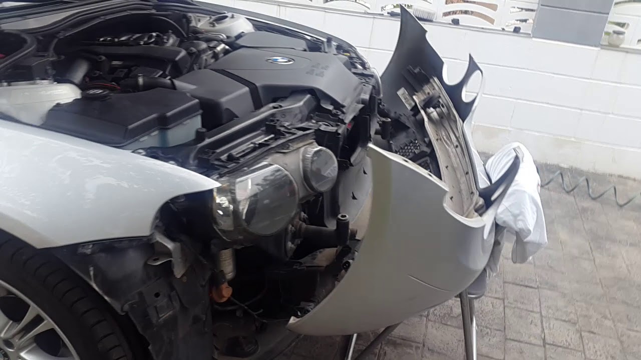 Desmontar paragolpes delantero BMW Compact E46