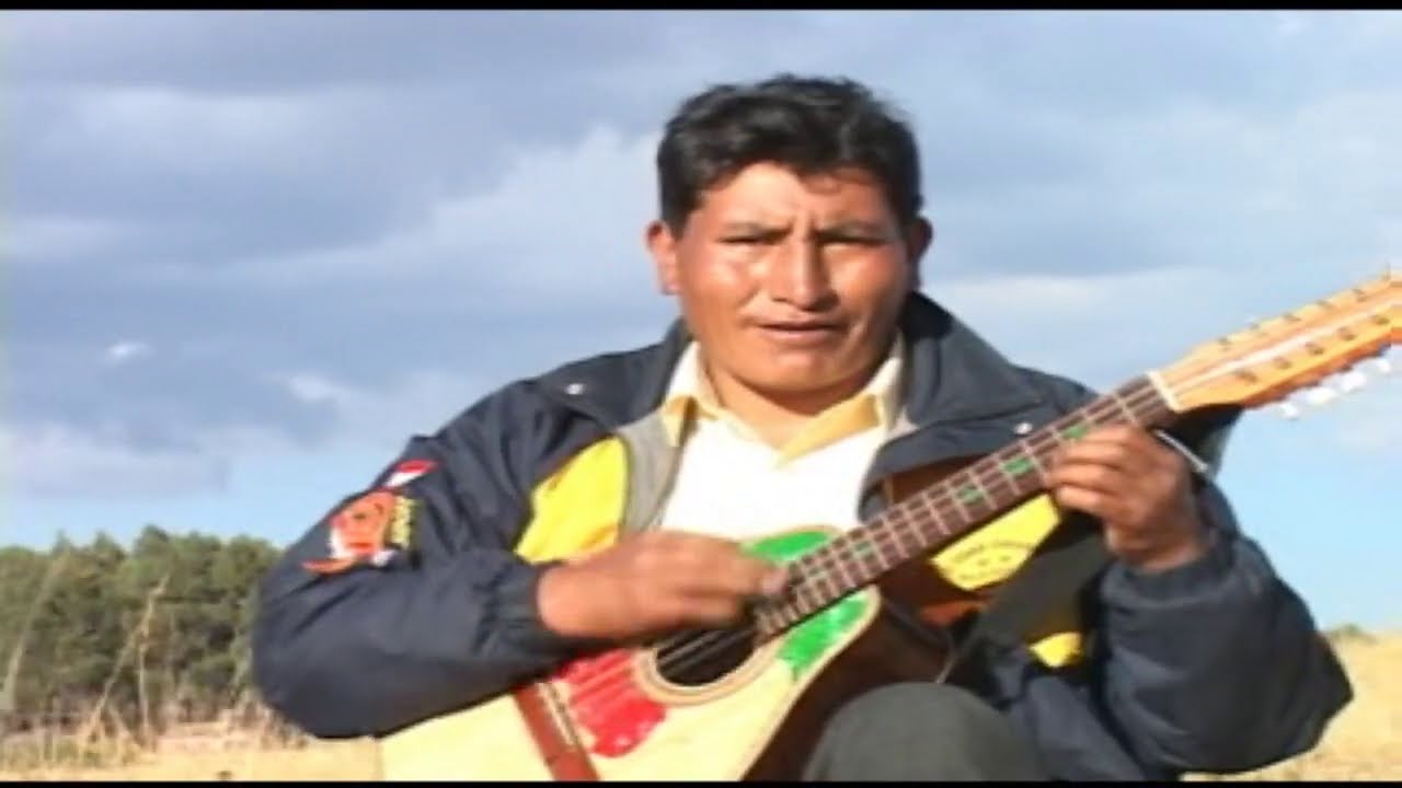 JUAN TITTO / CHICHA MORADA
