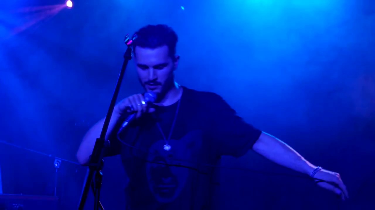 Michael Malarkey live in Budapest June 2018, Uncomfortably Numb