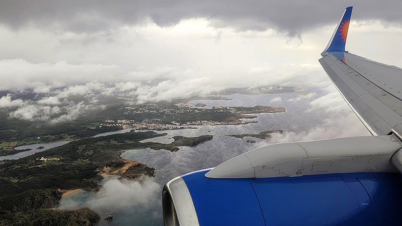 Jet2 Boeing 757-200 ✈ Stormy Arrival at Mahon Airport Menorca