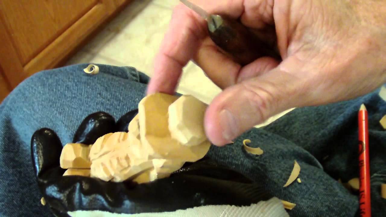 A Question About Wood Grain and Carving