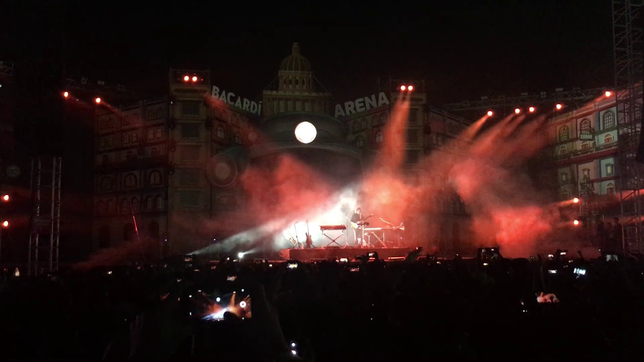 Tadow - FKJ Live @ NH7 Weekender 2018, Pune, India