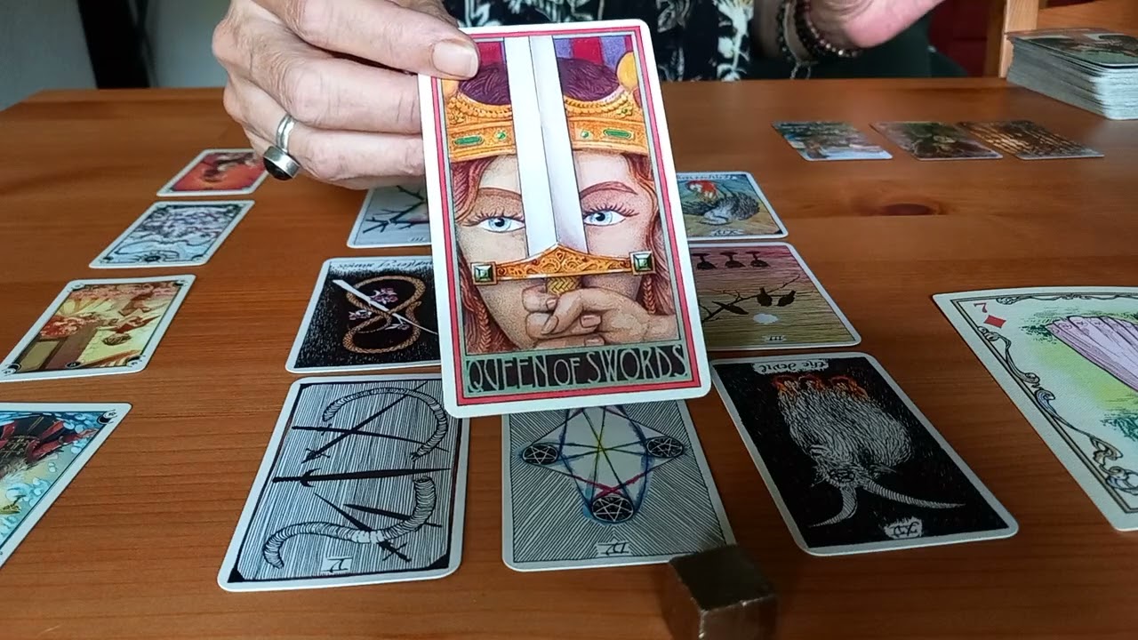 Tarot interactivo. 🔅 🔅 🔅 &iquest;Llegar&aacute; dinero pronto a tu vida?