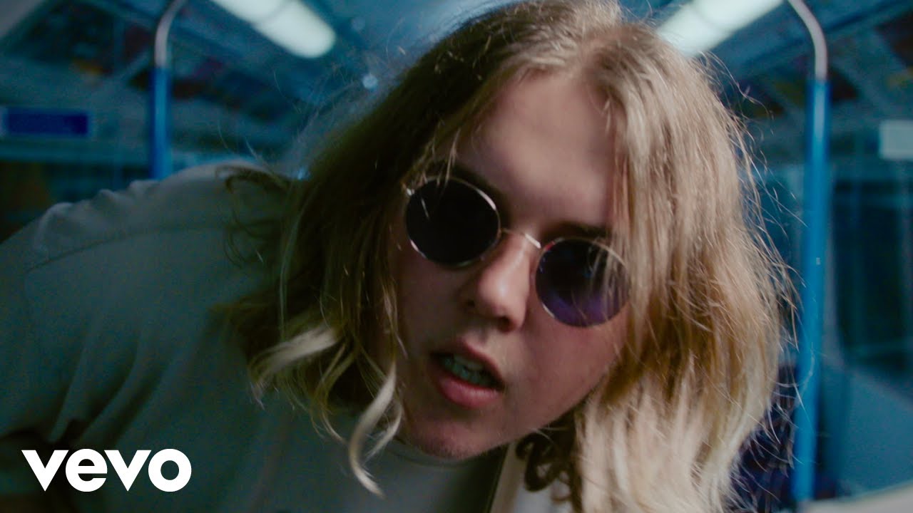 Oscar Lang - 21st Century Hobby (Official Video)