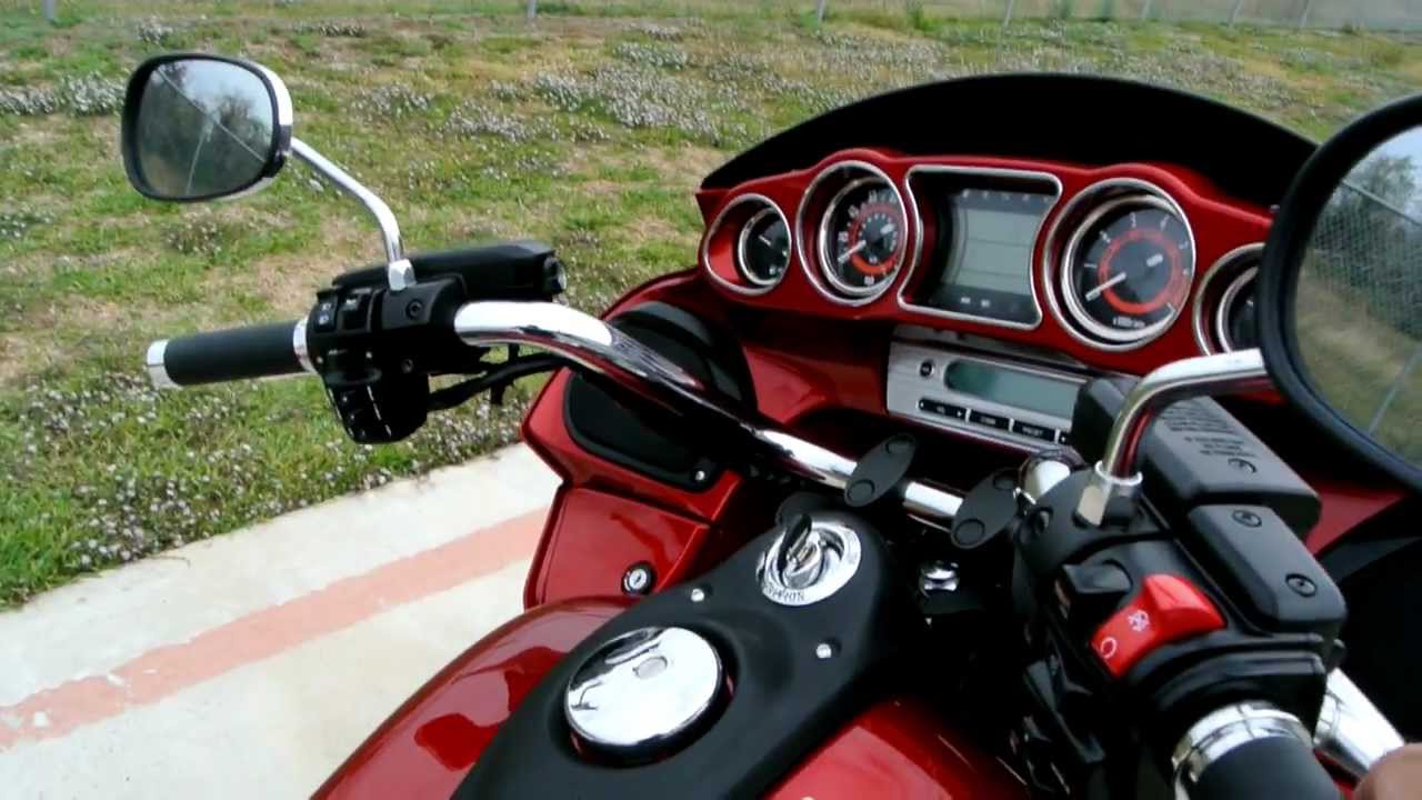 Обзор и рецензия на материк: Kawasaki Vulcan 1700 Vaquero Bagger 2011 года