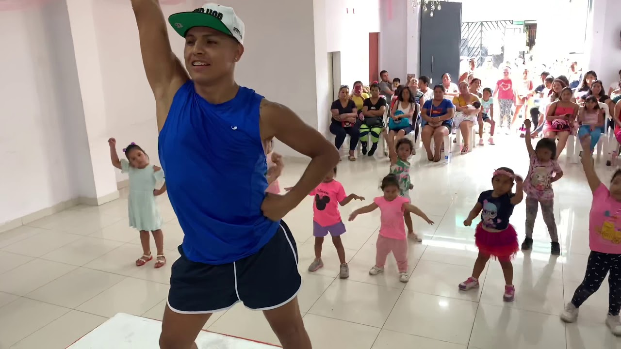 Baile para ni&ntilde;os Merengue / El Beeper - Oro S&oacute;lido