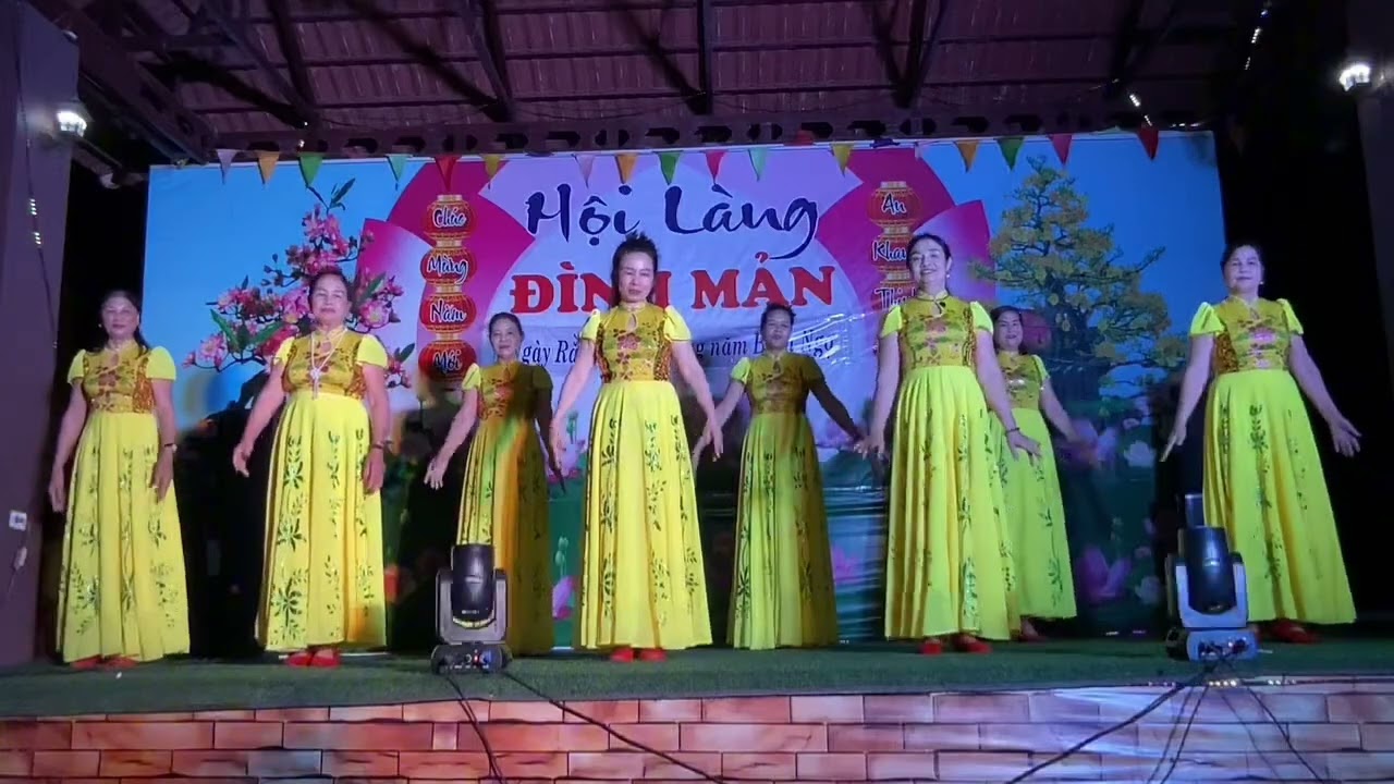 Lướt nhẹ nhàng với vũ điệu ( Ngày xưa Hoàng Thị )ClB dưỡng sinh Vân tiến 3 thể hiện 14/giêng /2026