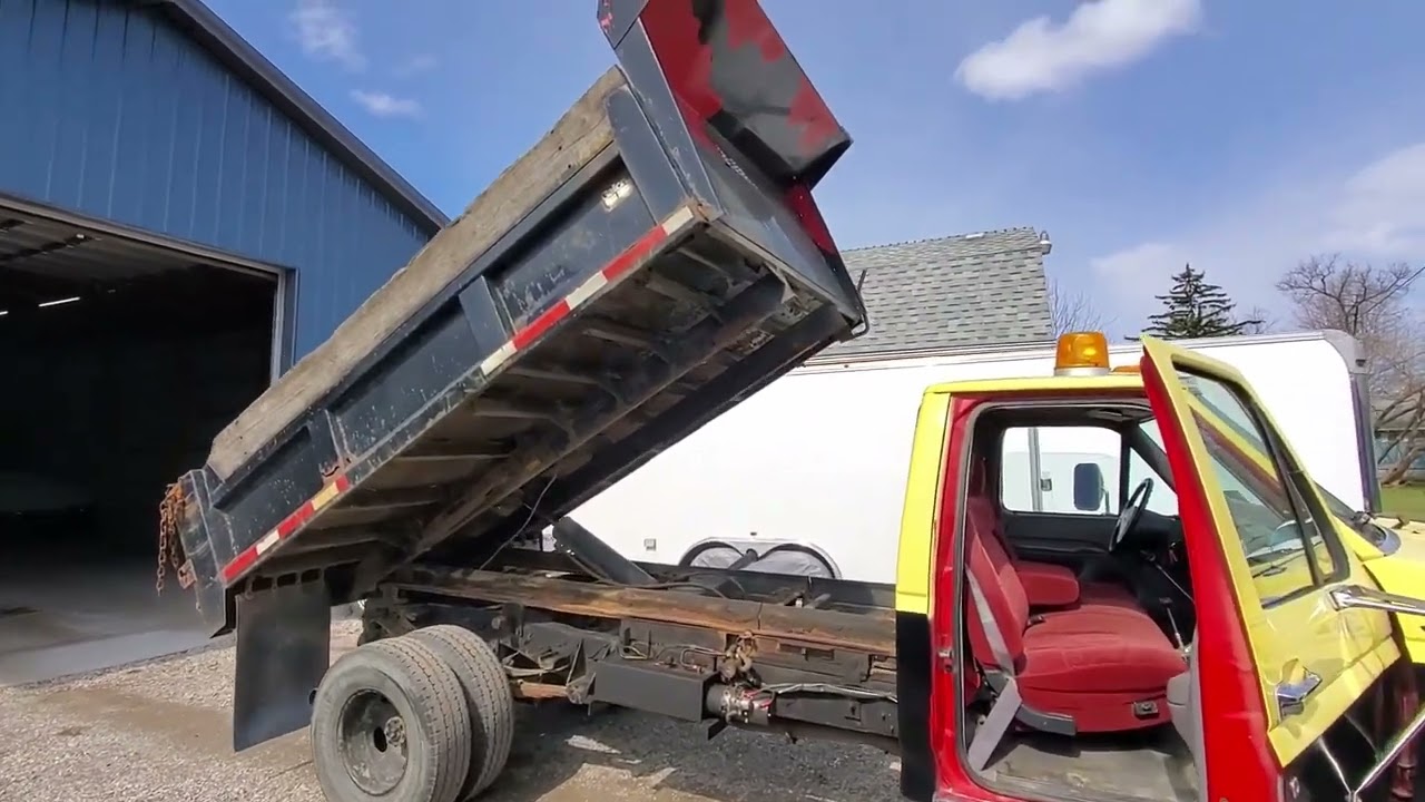 Auction Dump Truck OBS 1996 Ford F-Superduty 7.3 Diesel 5 speed manual