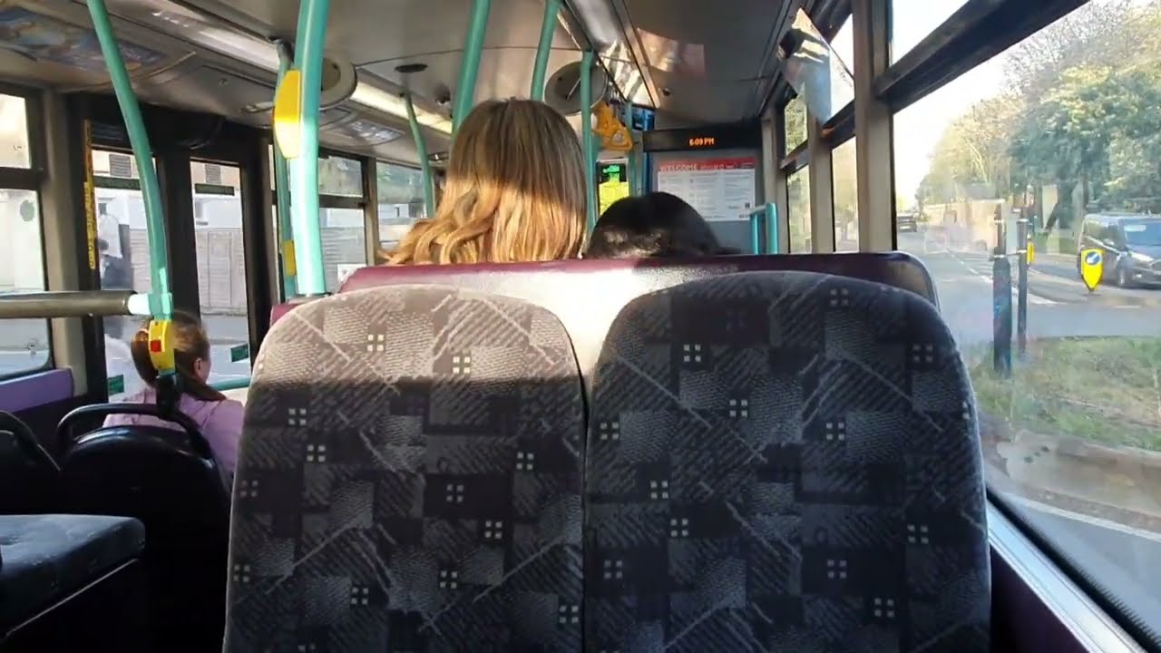 Route 262: Go Ahead London: WVN16 (LK59FDF) Volvo B9TL/ Wright Gemini 2