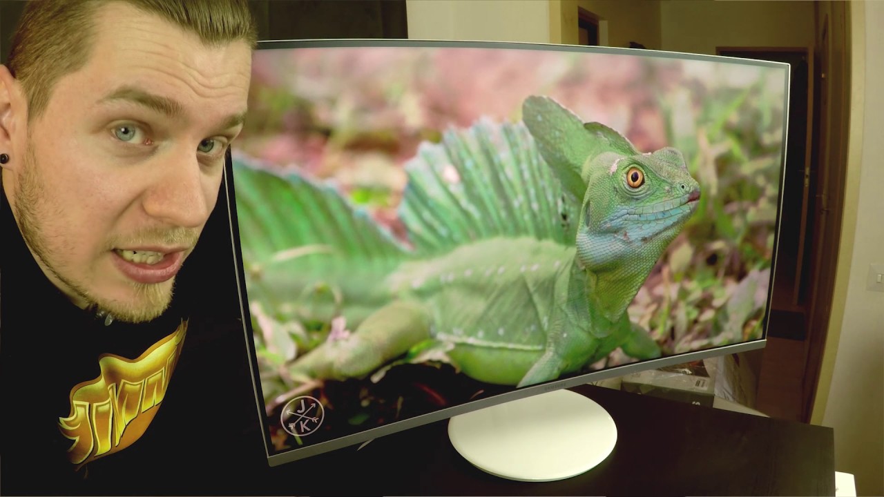 Samsung CH711 31,5" curved quantum dot monitor unboxing