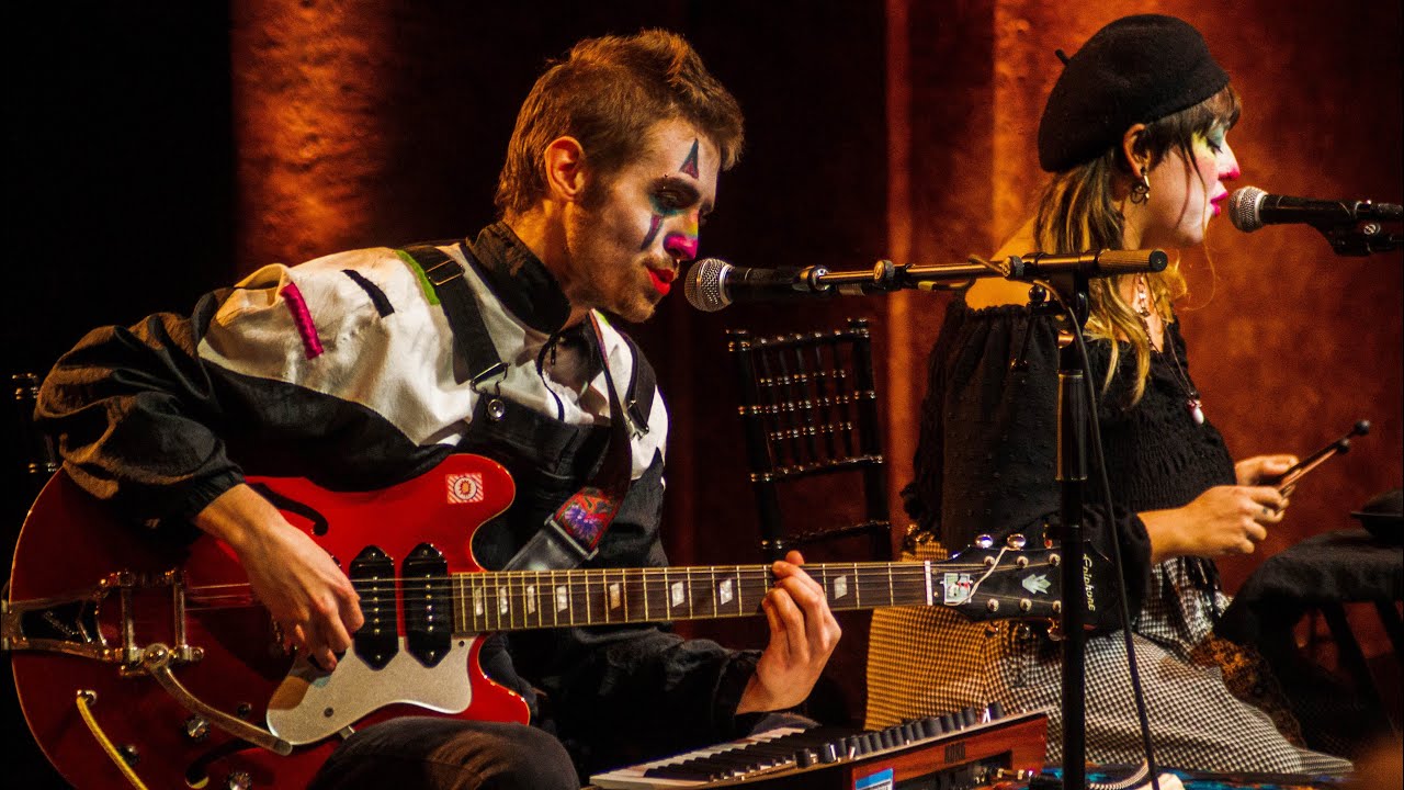 Gillioz Ghost Light Sessions 12.1 — Little Things Collective