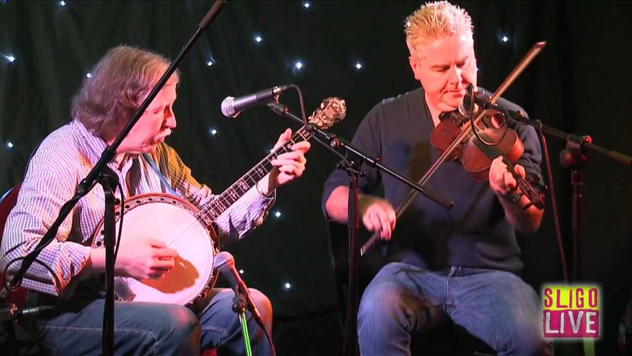 Mick O'Connor & friends play Sligo Live: Traditional Irish Music from LiveTrad.com