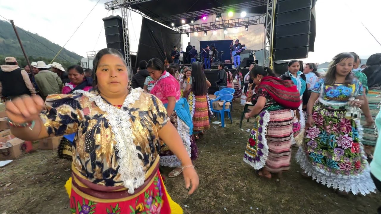 Colado en Capacuaro /Familia Ángel Morales 