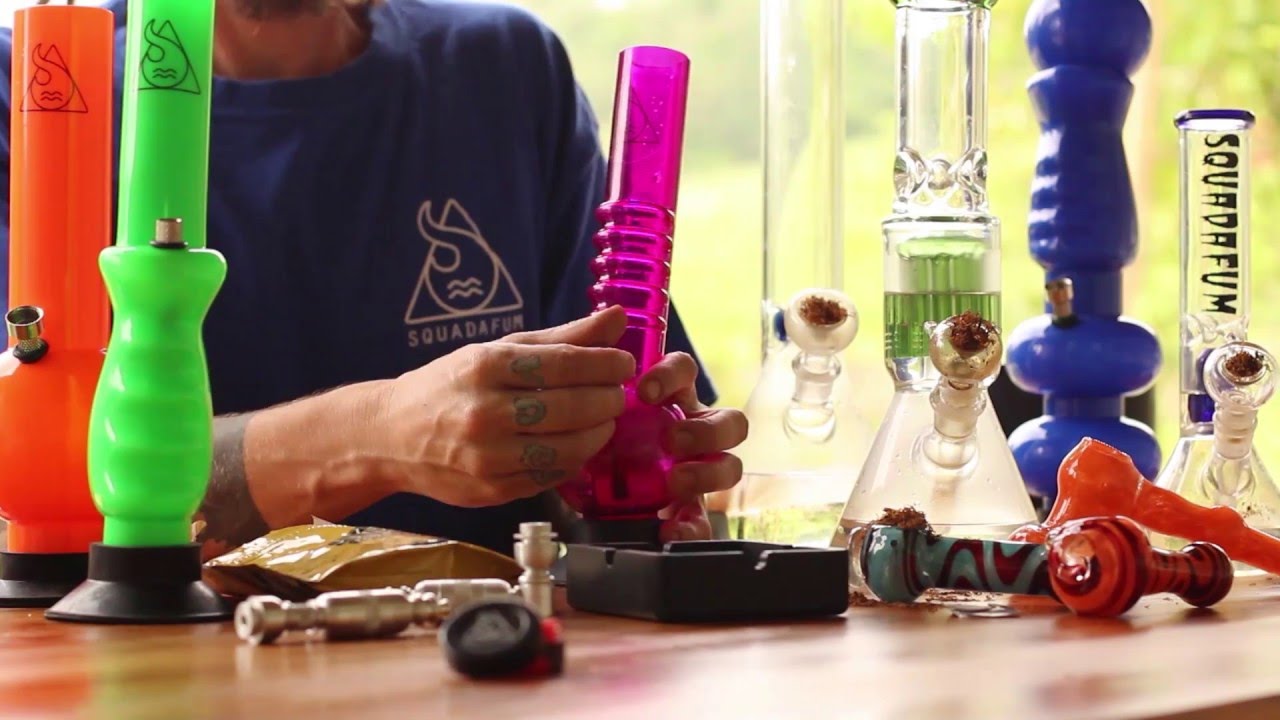 Squadafum apresenta: Modo de Limpeza  - Bong de Acr&iacute;lico