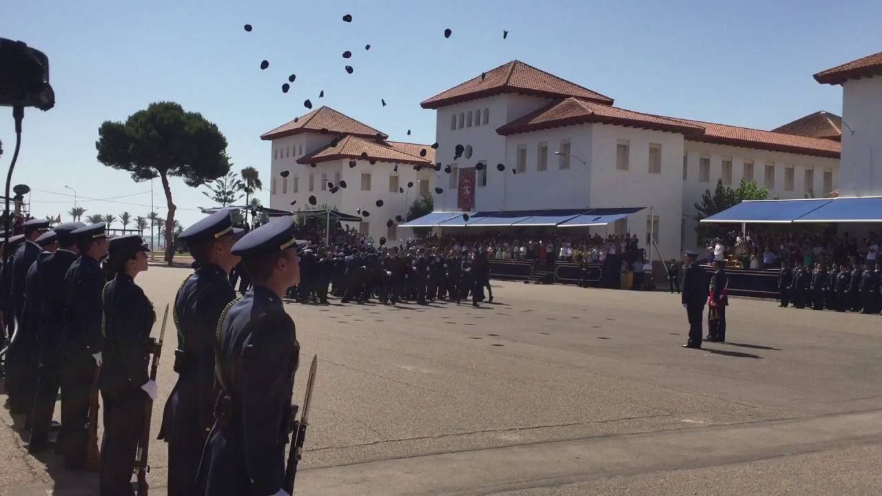 Rompan filas a la 67 promoci&oacute;n en la Academia General del Aire de San Javier