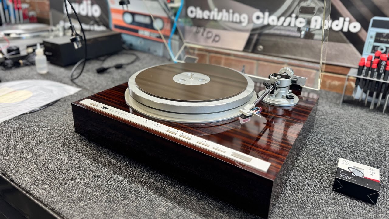 Incredible New Old Stock Sansui XR-Q7 Direct Drive Turntable Unboxing, Set Up & Repair!