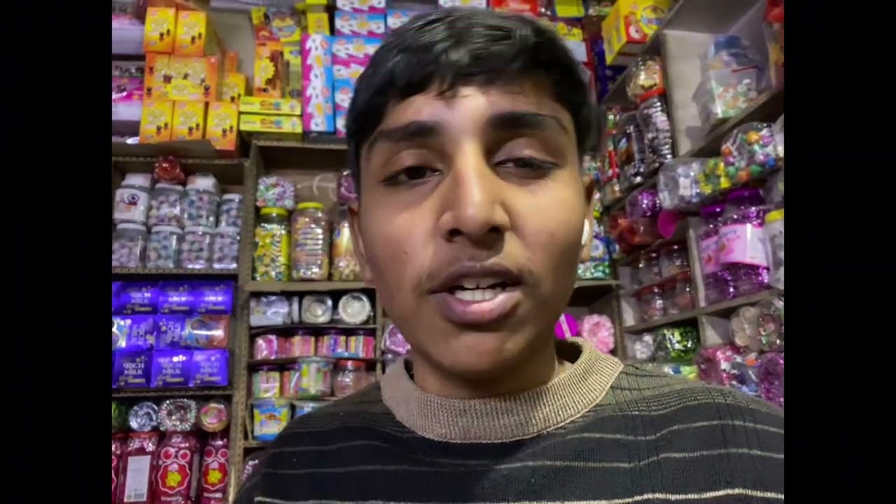 UNCLE VS CUSTOMER – DUKAAN KE AAGE FULL DRAMA!