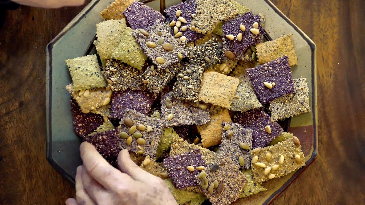 How To Make Custom Crackers From Your Favorite Ingredients