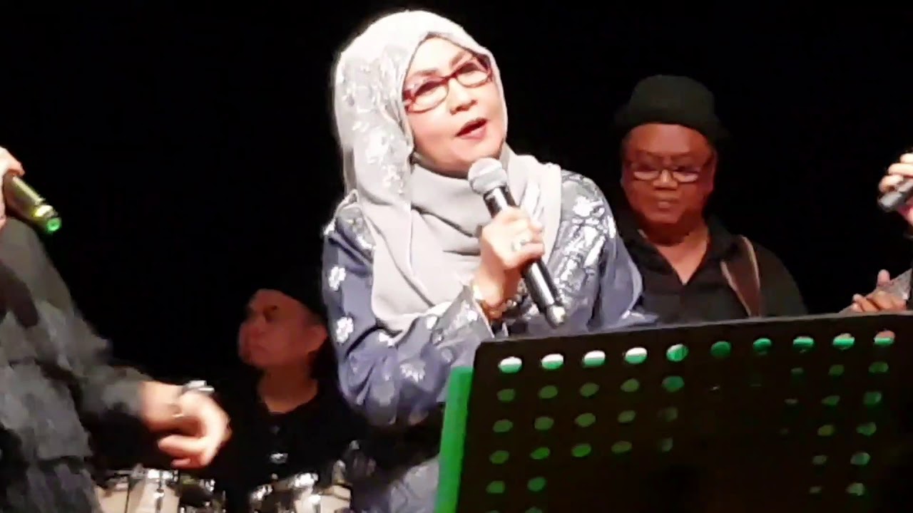 Sanisah Huri - Joget Malam Berinai (LIVE)