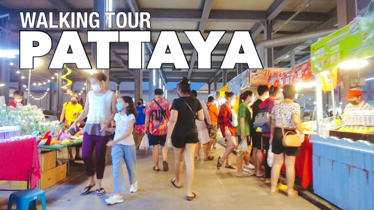 PATTAYA: Food Market, Thepprasit Road l October 2021