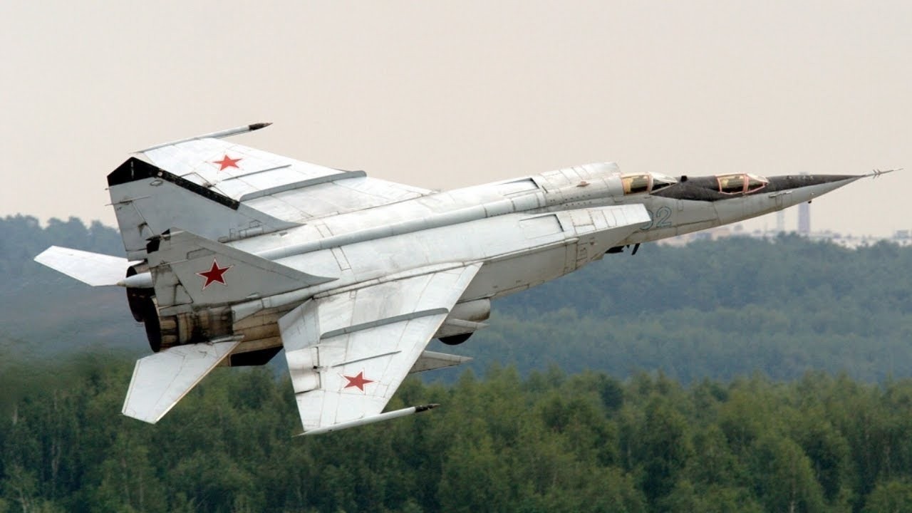 CIA nazvala ruský MiG-25 „ocelovým prasetem“ – pak ale zjistila, že je to vlastně geniální stroj.