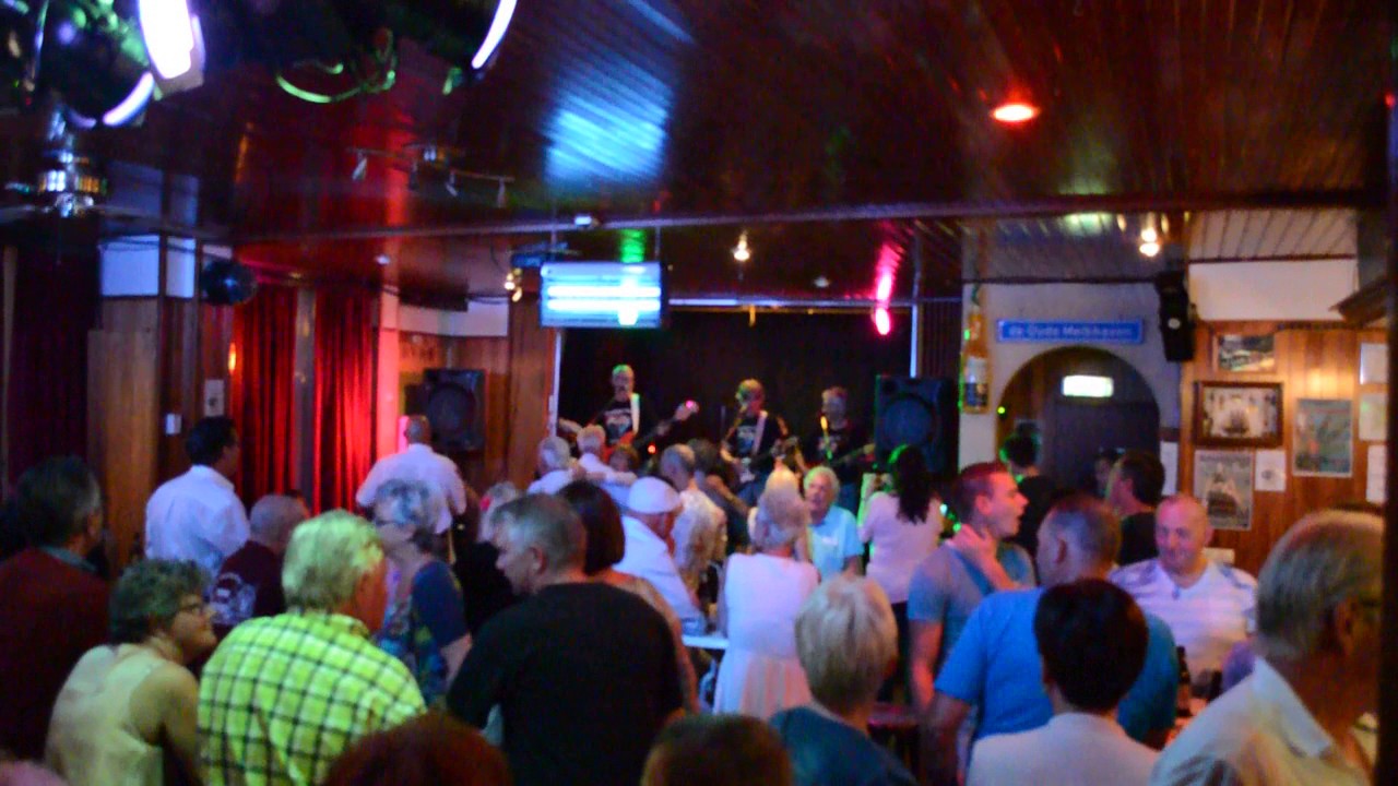 The Shakin' Arrows   Albert West Medley 2015