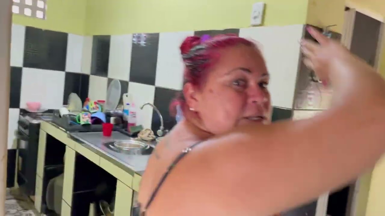 O RISADINHA DE LADRÃO APANHA NOVAMENTE.