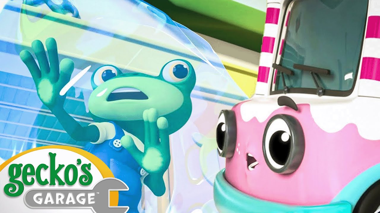 Don’t Slip! Frozen Lake Fun 🧊😂 | Gecko's Garage | Cars, Trucks & Vehicles Cartoon | Moonbug Kids