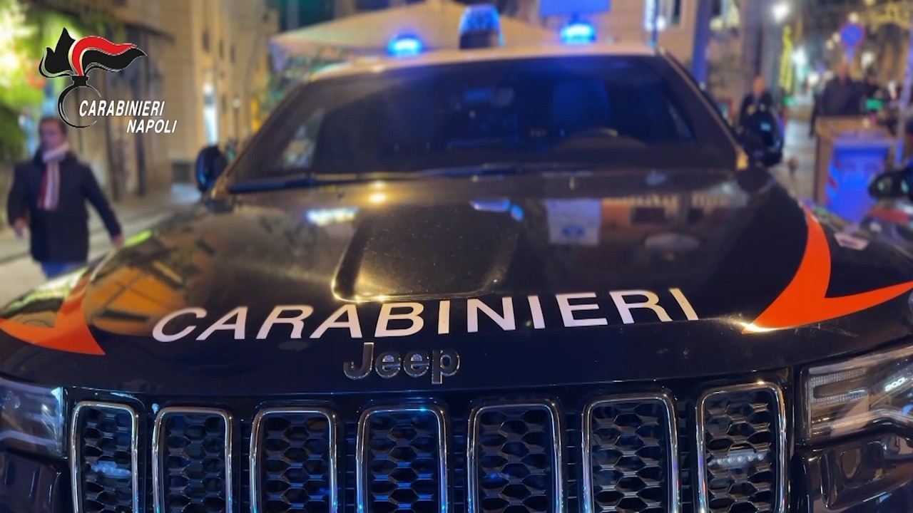 Napoli, irregolarità nei b&b e nei locali della movida